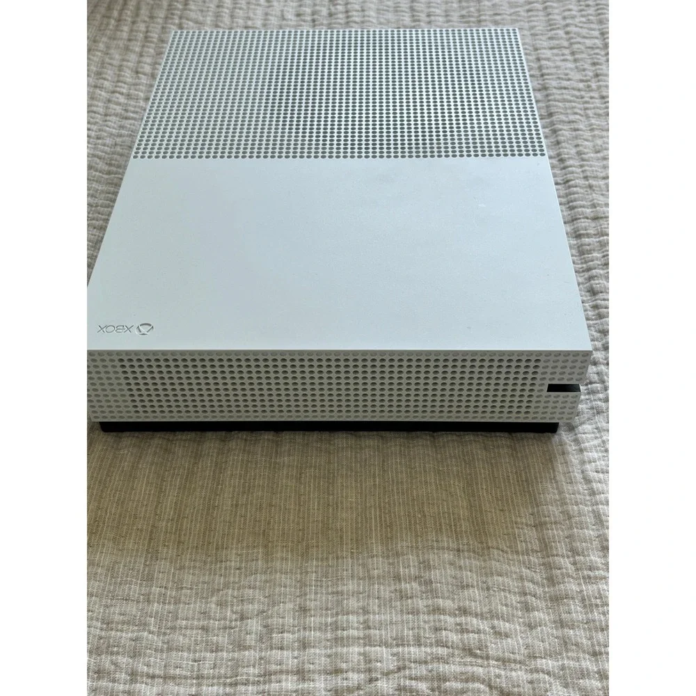 Microsoft Xbox One S 500GB Console Model 1681 Robot White w/ Power & HDMI Cables